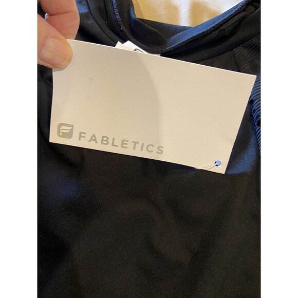 Fabletics Shelby Long Sleeve Cutout Top Black Size Medium, The Layover NWT - Picture 9 of 10